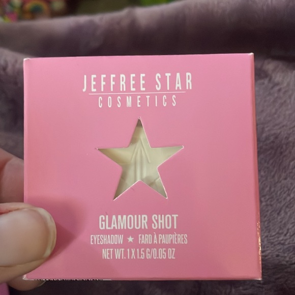 Empty palette and 5 nude colors - Picture 3 of 6